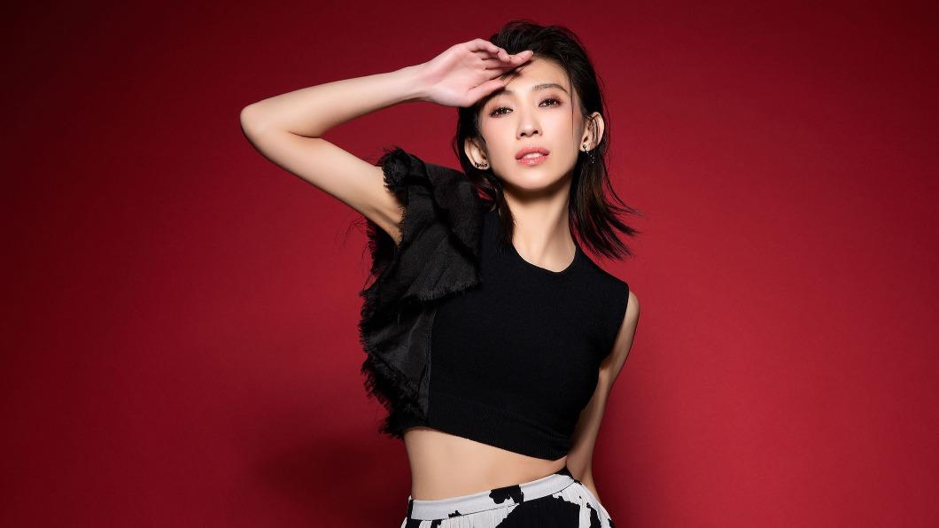  戴佩妮 